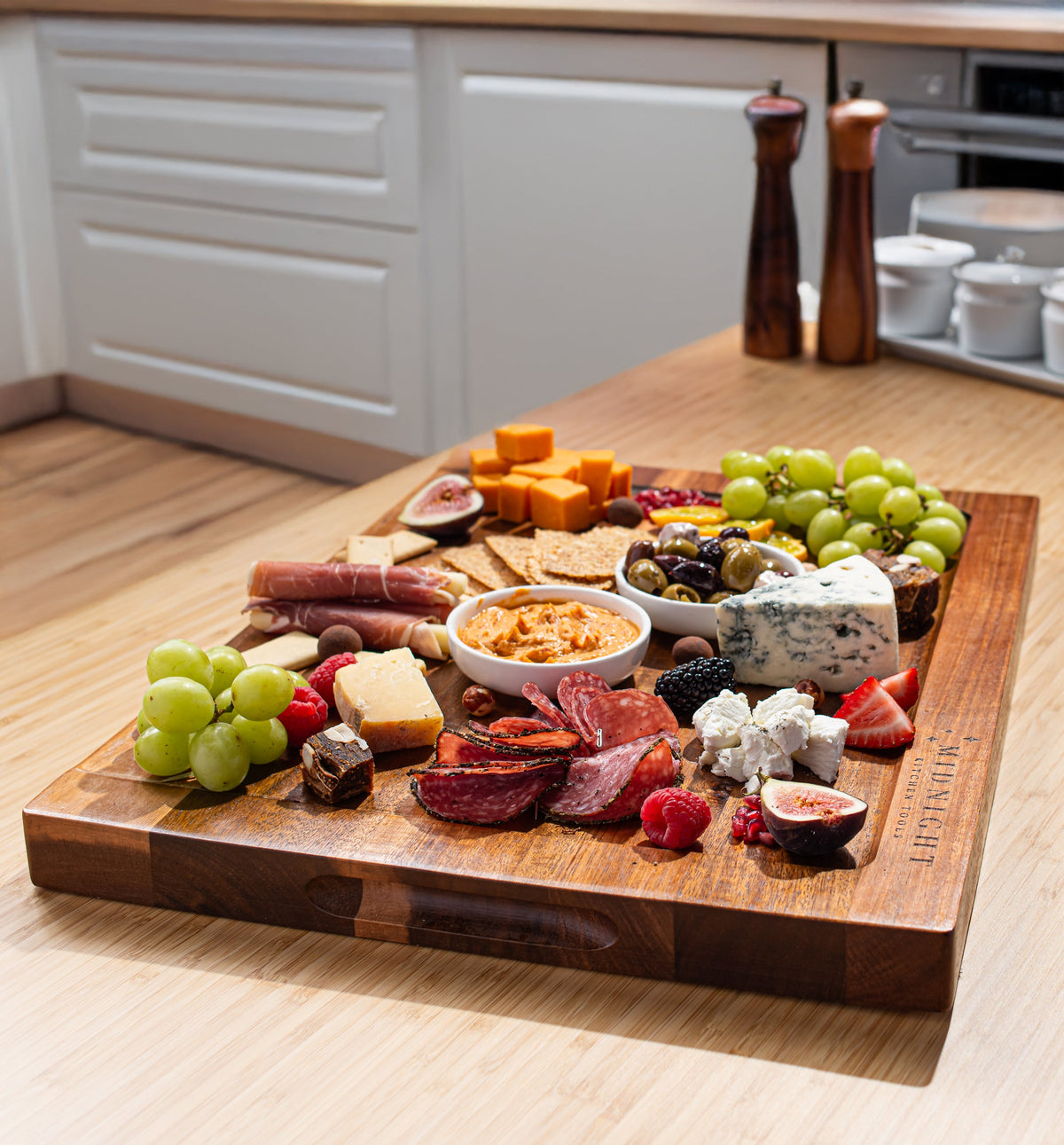 Midnight Board-Cutting Board