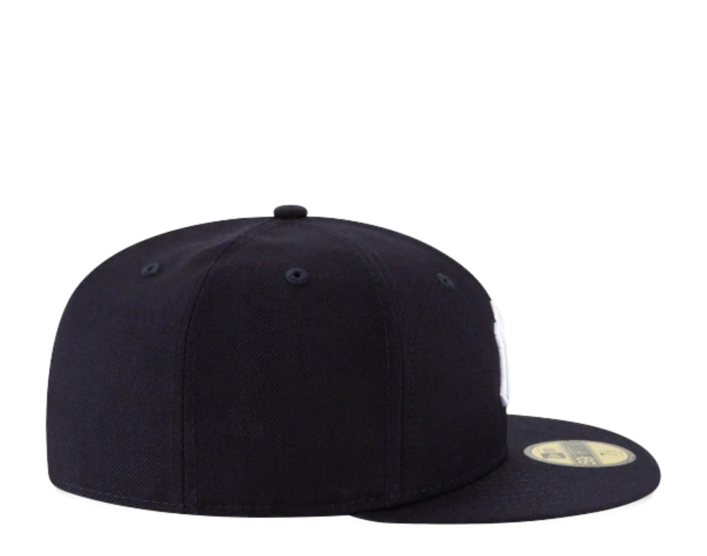 New Era 59Fifty New York Yankees Men Fitted Hat Navy Blue