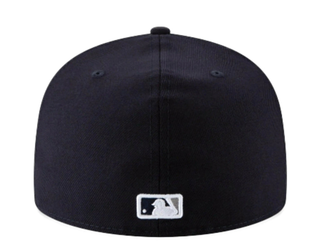 New Era 59Fifty New York Yankees Men Fitted Hat Navy Blue