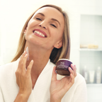 Ageless Throat & Decolletage Night Creme with Retinol - WONDERWALL