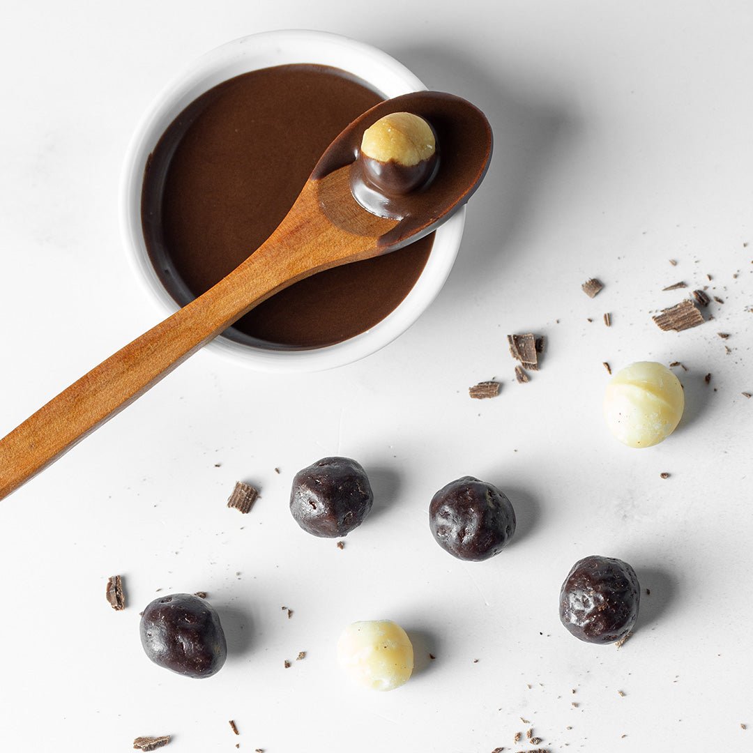 Chocolate Dipped Macadamia Nuts (4 oz x 6 Bags)