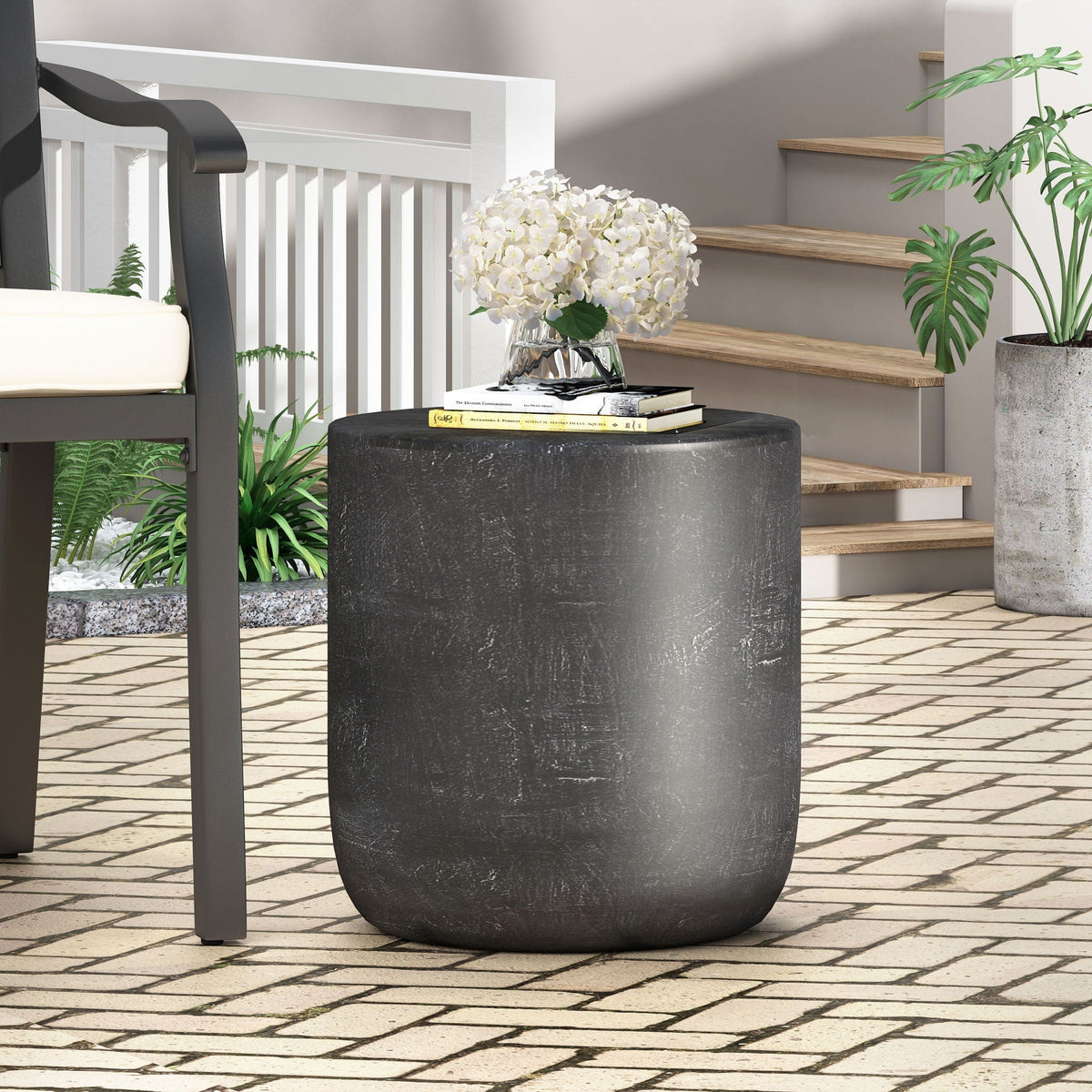 WONDERWALL 'Une Collection' Outdoor Lightweight Concrete End Table with Natural Texture - Matte Black
