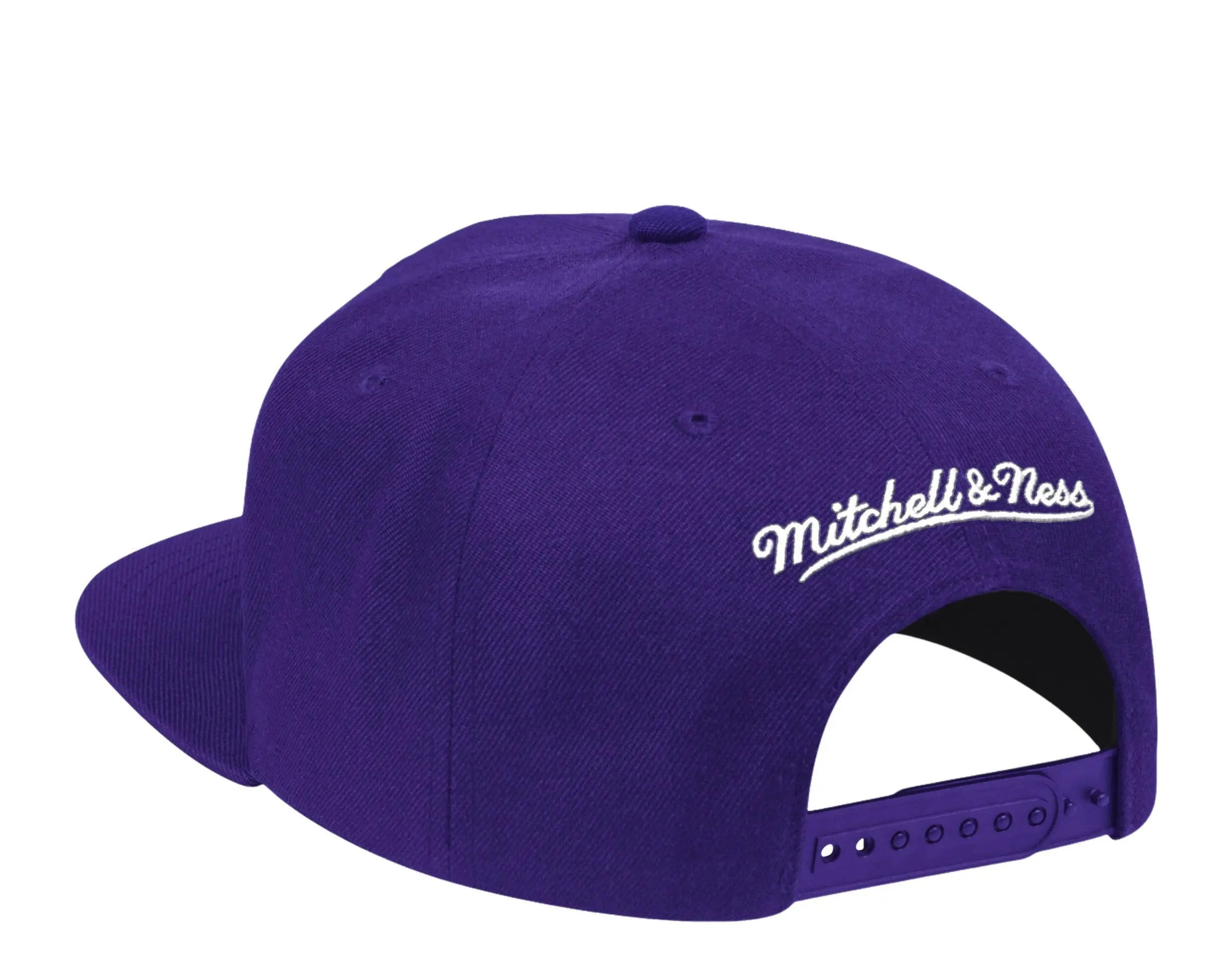 Mitchell & Ness Los Angeles Lakers HWC Logo Remix Men Snapback Hat Purple