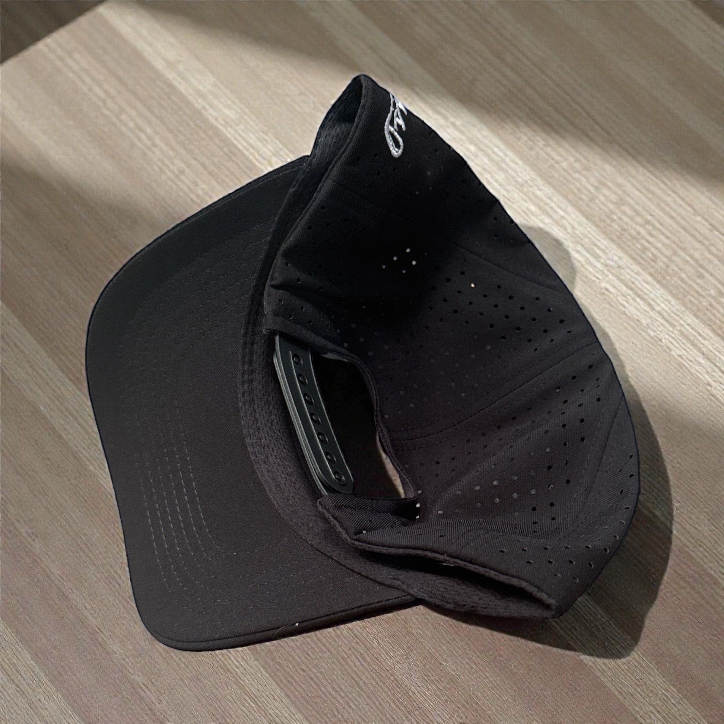 The Six Under Hat