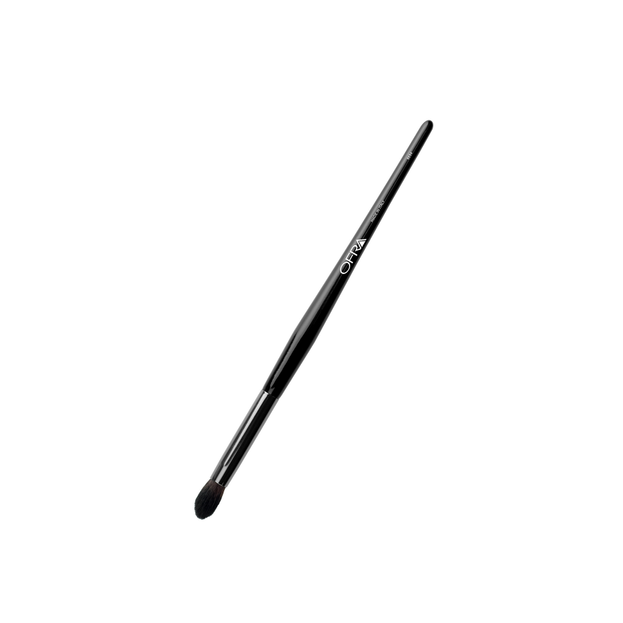 Brush #8884 - Crease