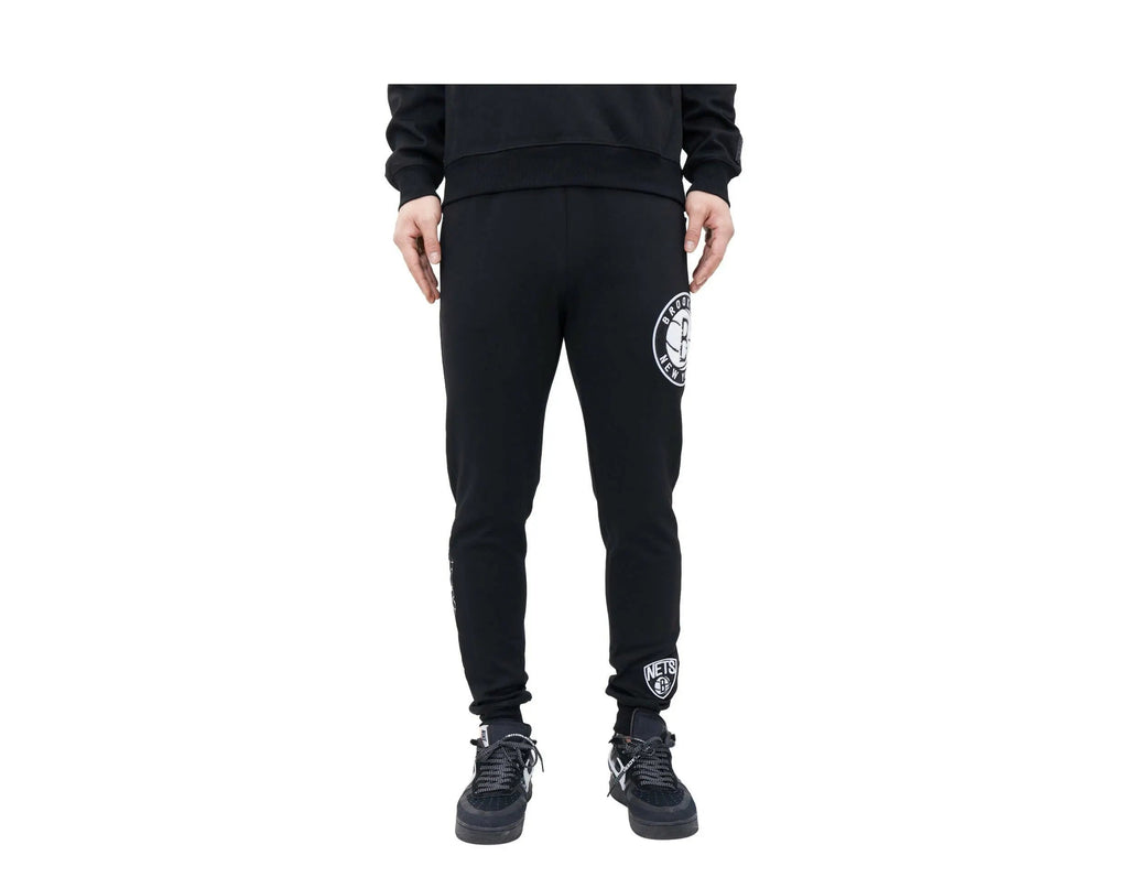Pro Standard NBA Brooklyn Nets Logo Blended Men Jogger Pants Black