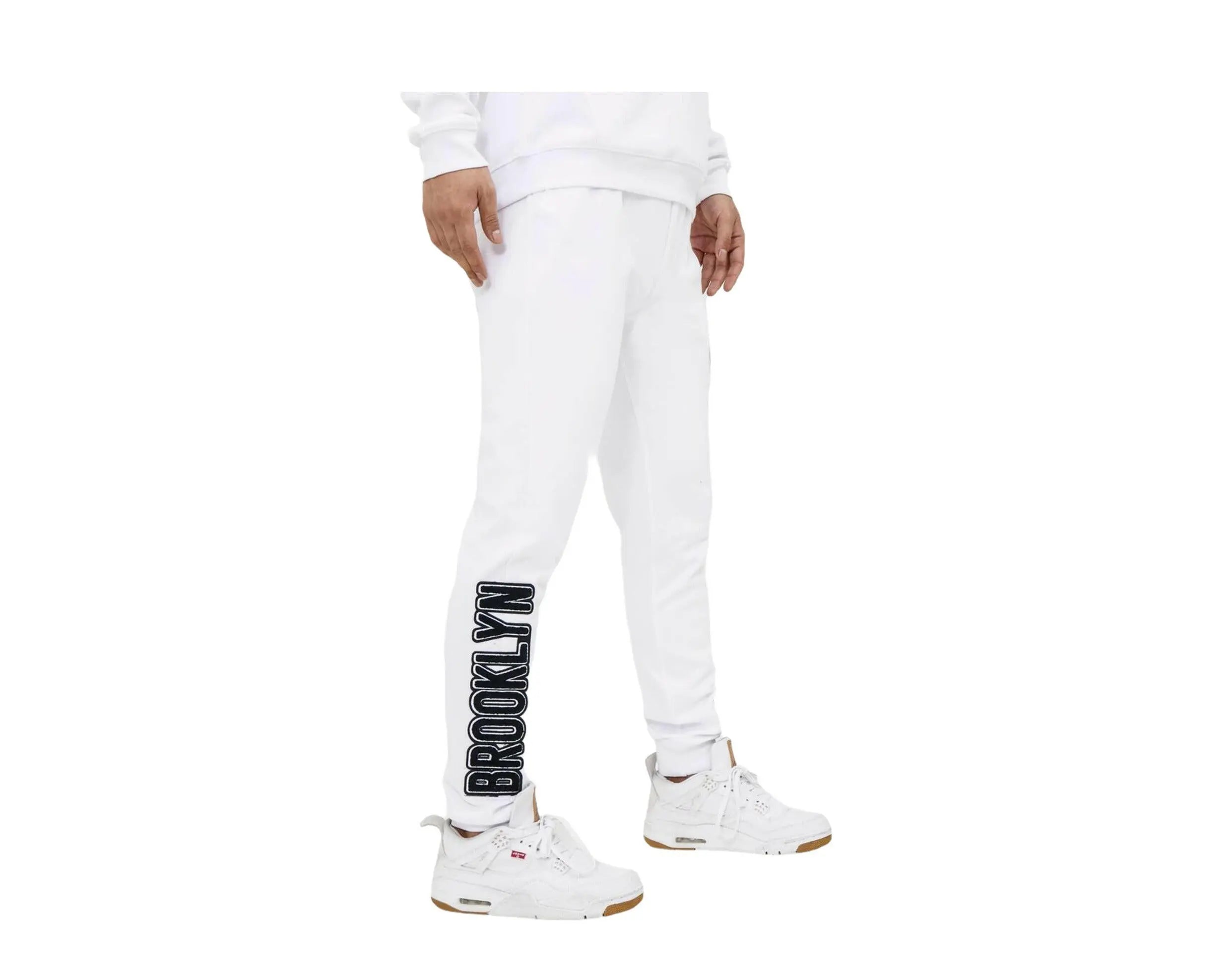 Pro Standard Brooklyn Nets Logo Men Joggers White