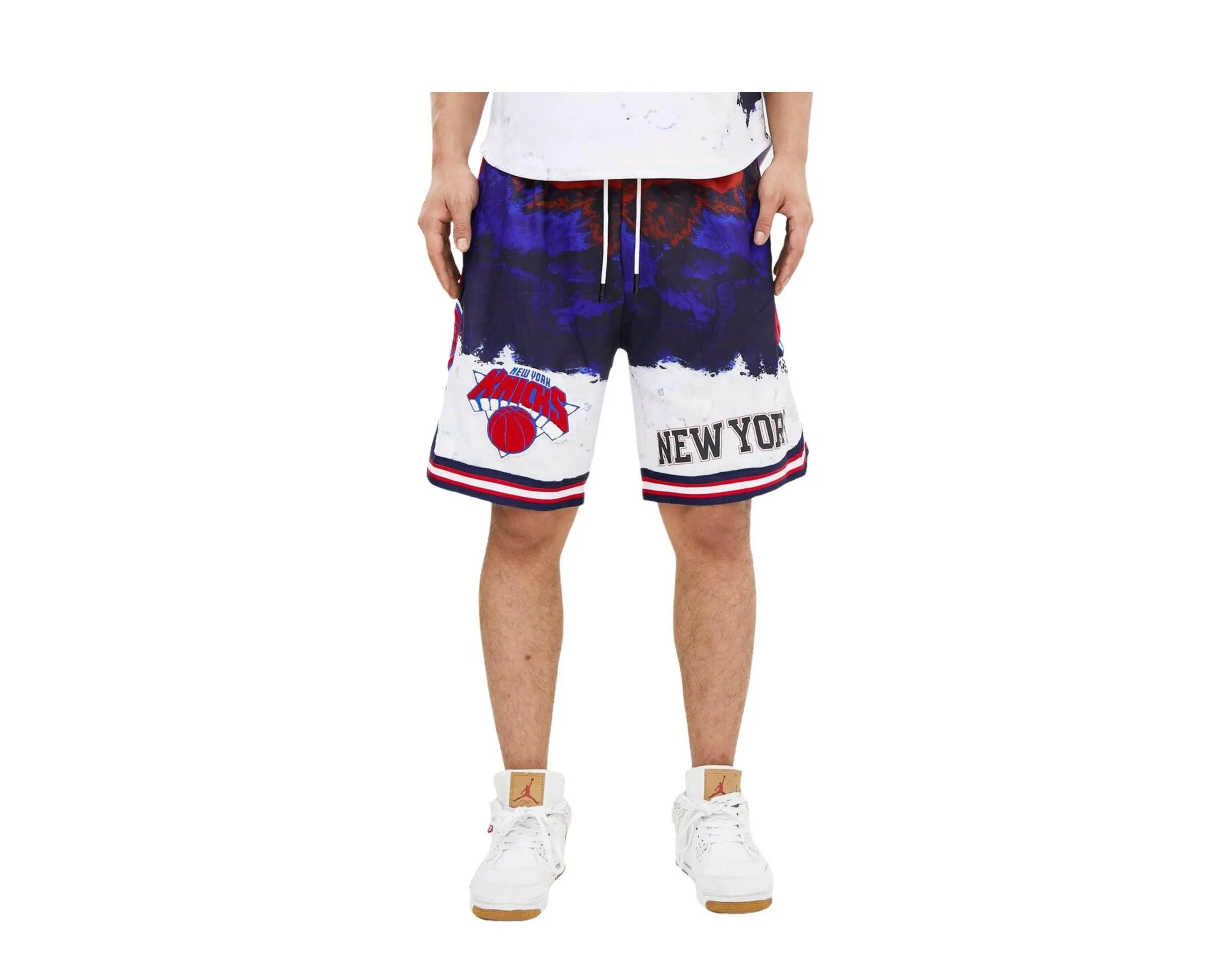 Pro Standard New York Knicks Pro Team Men Shorts Red/White/Blue Dip Dye