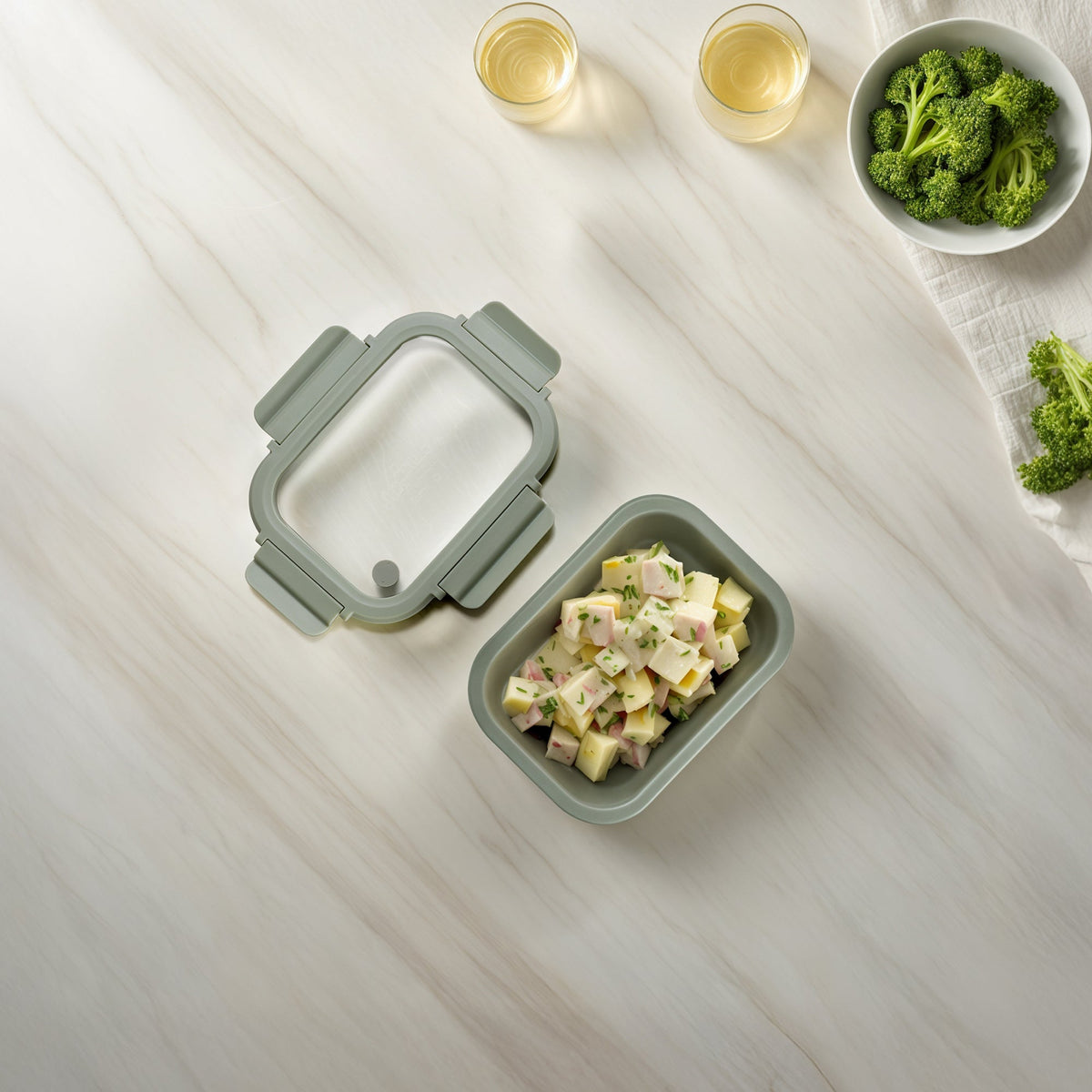 Genicook Stoneware Food Container with Glass Lid, Sage Green