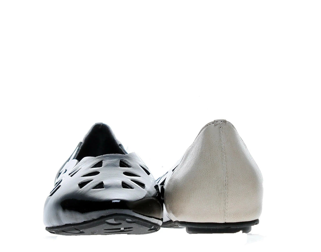 Chocolat Blu Glory Women Flats Black
