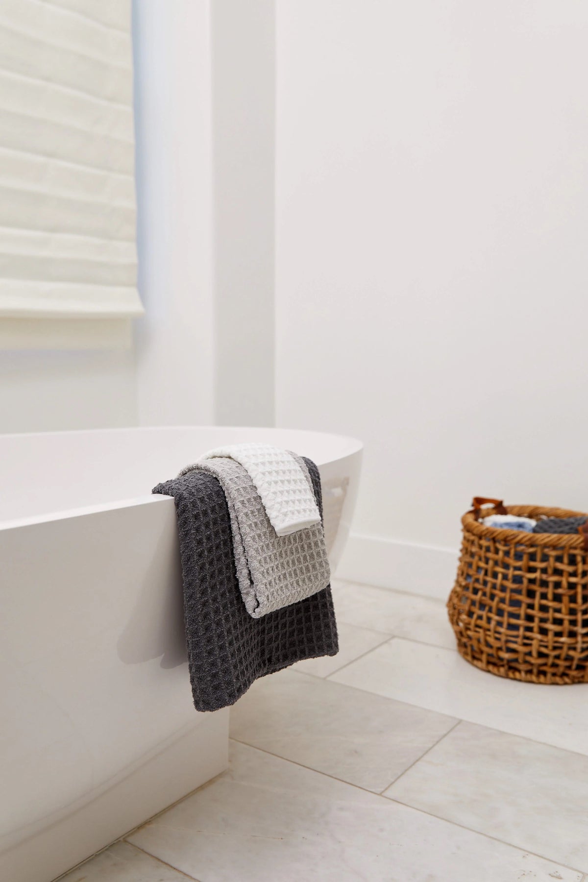 GEOMETRY Cloud Waffle Bath Towel & Washcloth