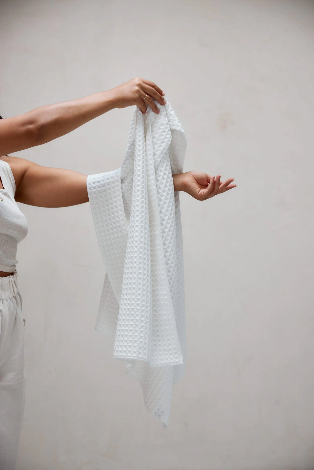 GEOMETRY Cloud Waffle Bath Towel & Washcloth