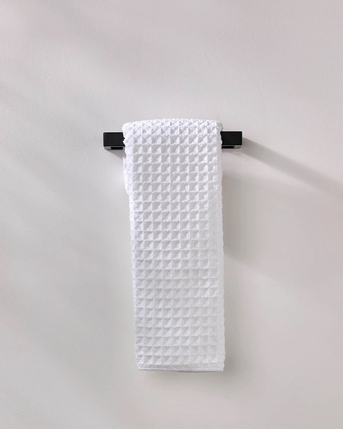 GEOMETRY Cloud Waffle Bath Towel & Washcloth
