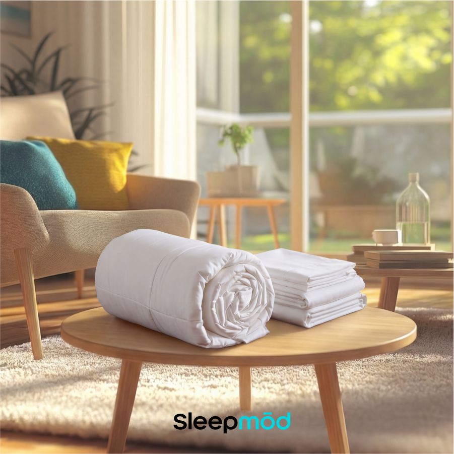 Cooling Comforter Set – Temperature - Regulating Eucalyptus Silk Comforter & Pillow Shams