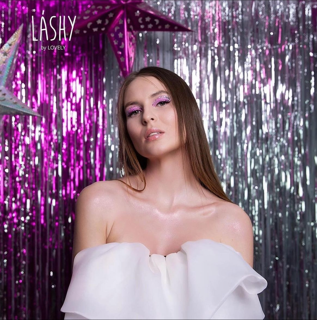 Lashy Eyelash Extensions Green - 16 Lines