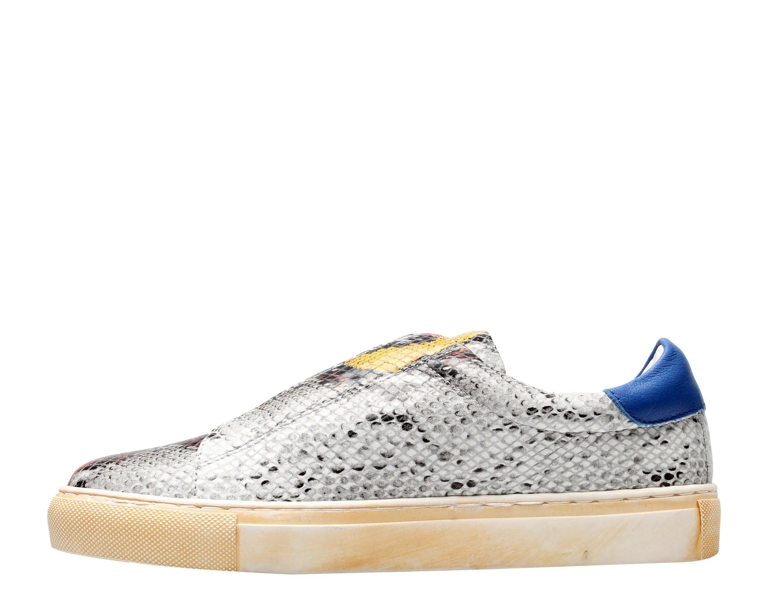 Chocolat Blu Nissa Women Slip-On Sneakers Grey