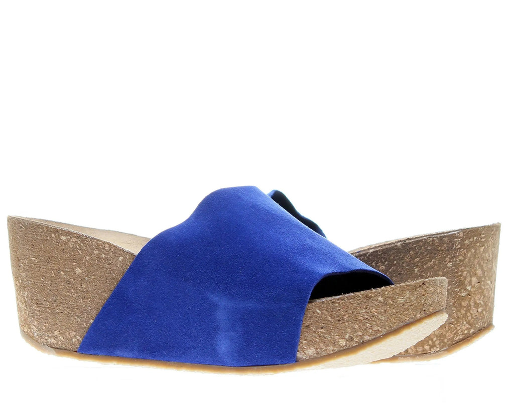 Chocolat Blu Riverside Women Wedge Sandals Blue