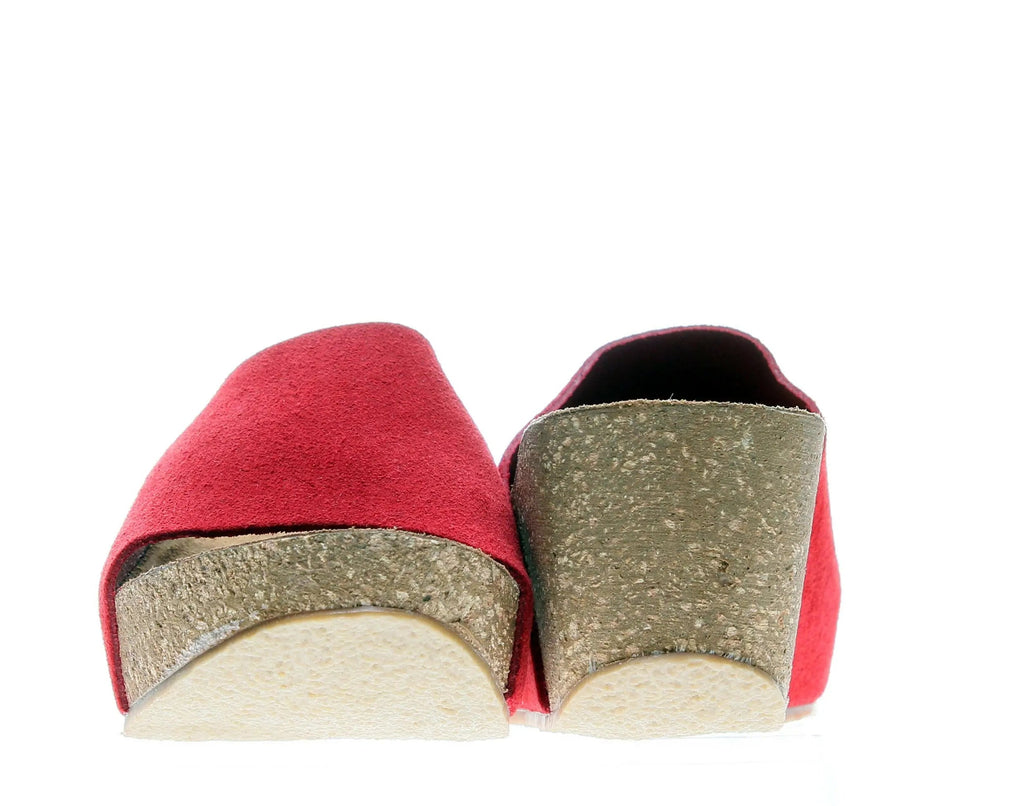 Chocolat Blu Riverside Women Wedge Sandals Red