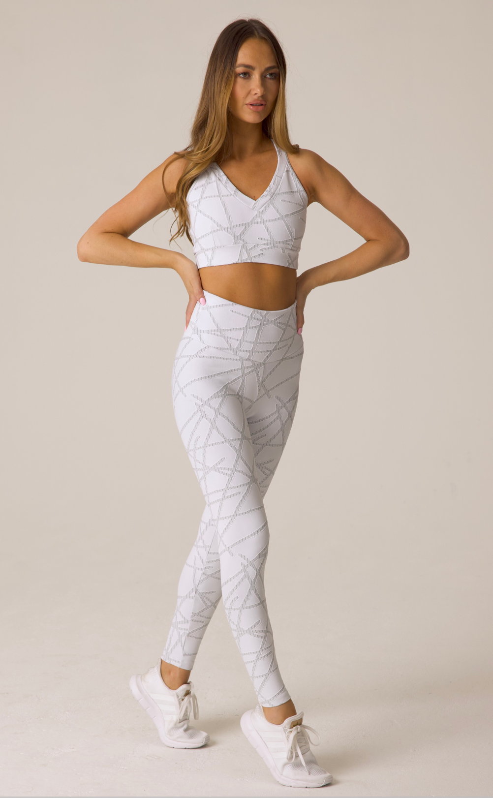 Olivia Legging | White w/ Grey