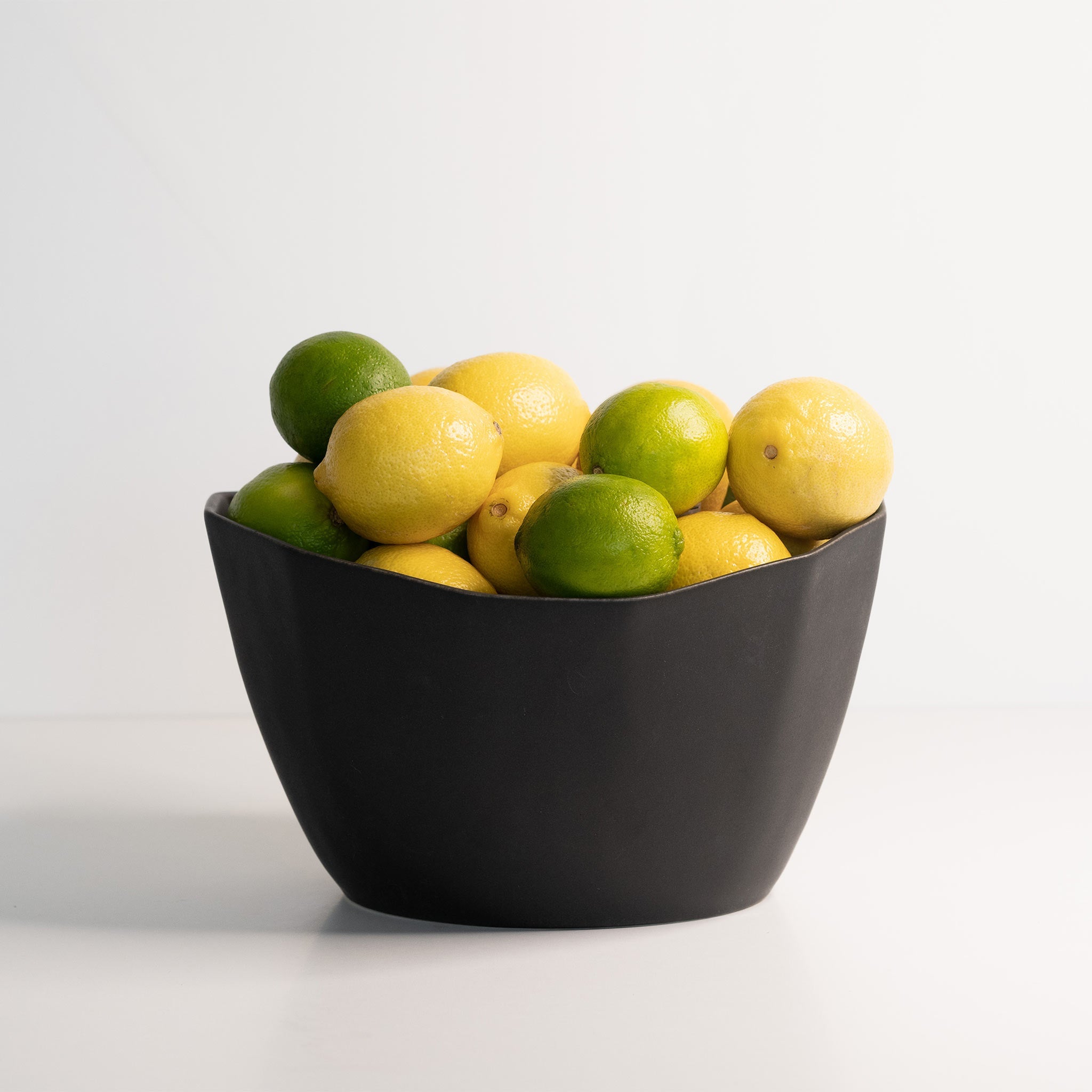 Medium Porcelain Nesting Bowl