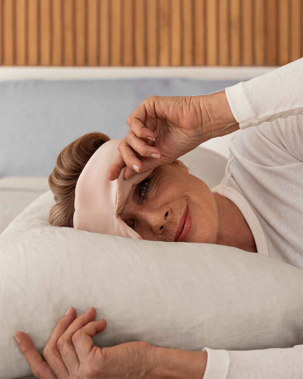 Weighted Silk Sleep Stone Mask