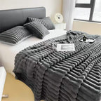 Ultra-Soft Double-Sided Fleece Blanket – Gray (All-Season)