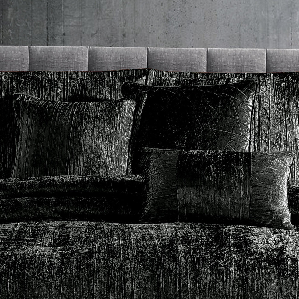 WONDERWALL 'Une Collection' Black Crinkle Velvet Comforter Set with Plush Fill - 7 Piece