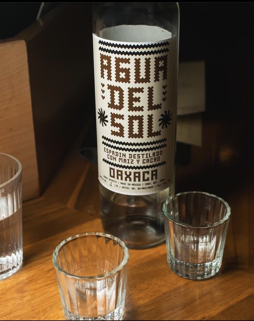 Agua Del Sol - Maiz y Cacao