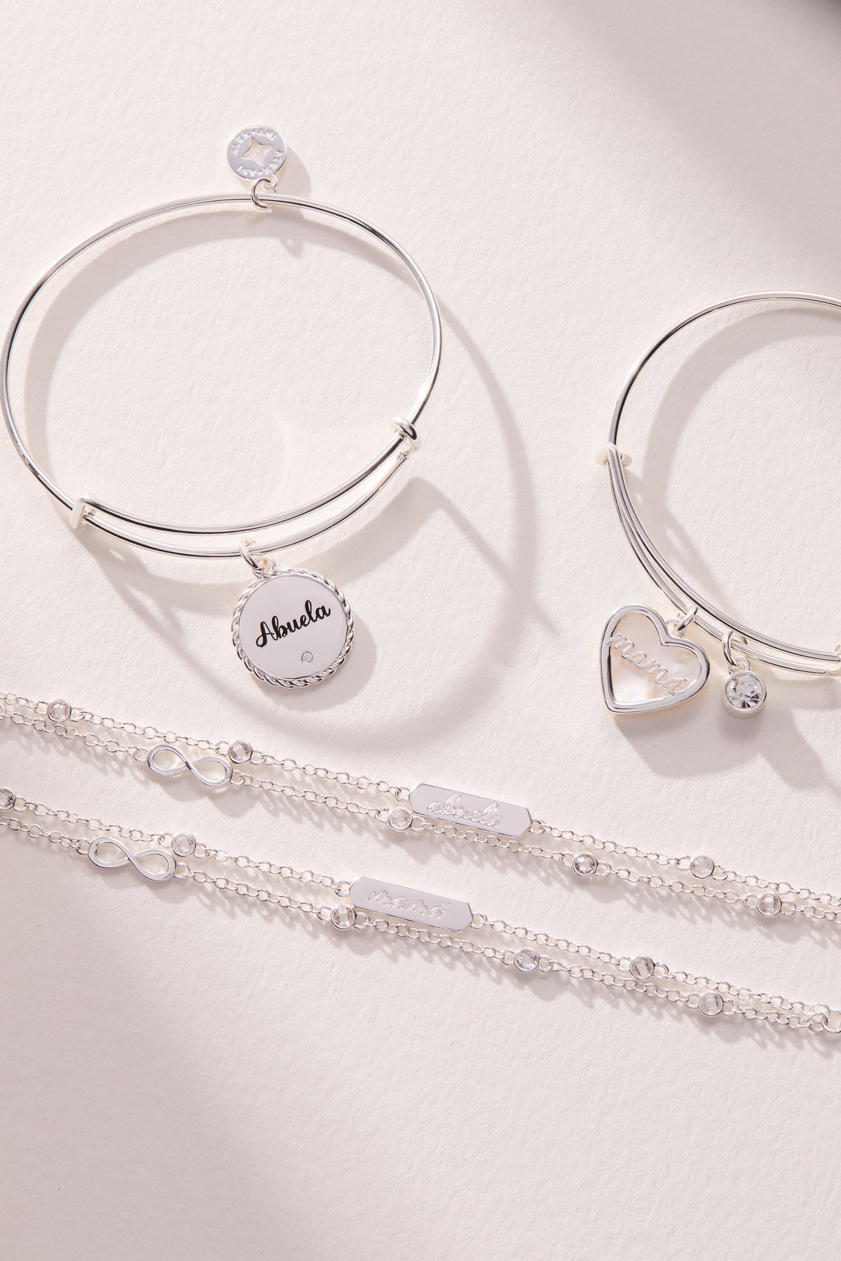 Abuela Charm Bangle - WONDERWALL