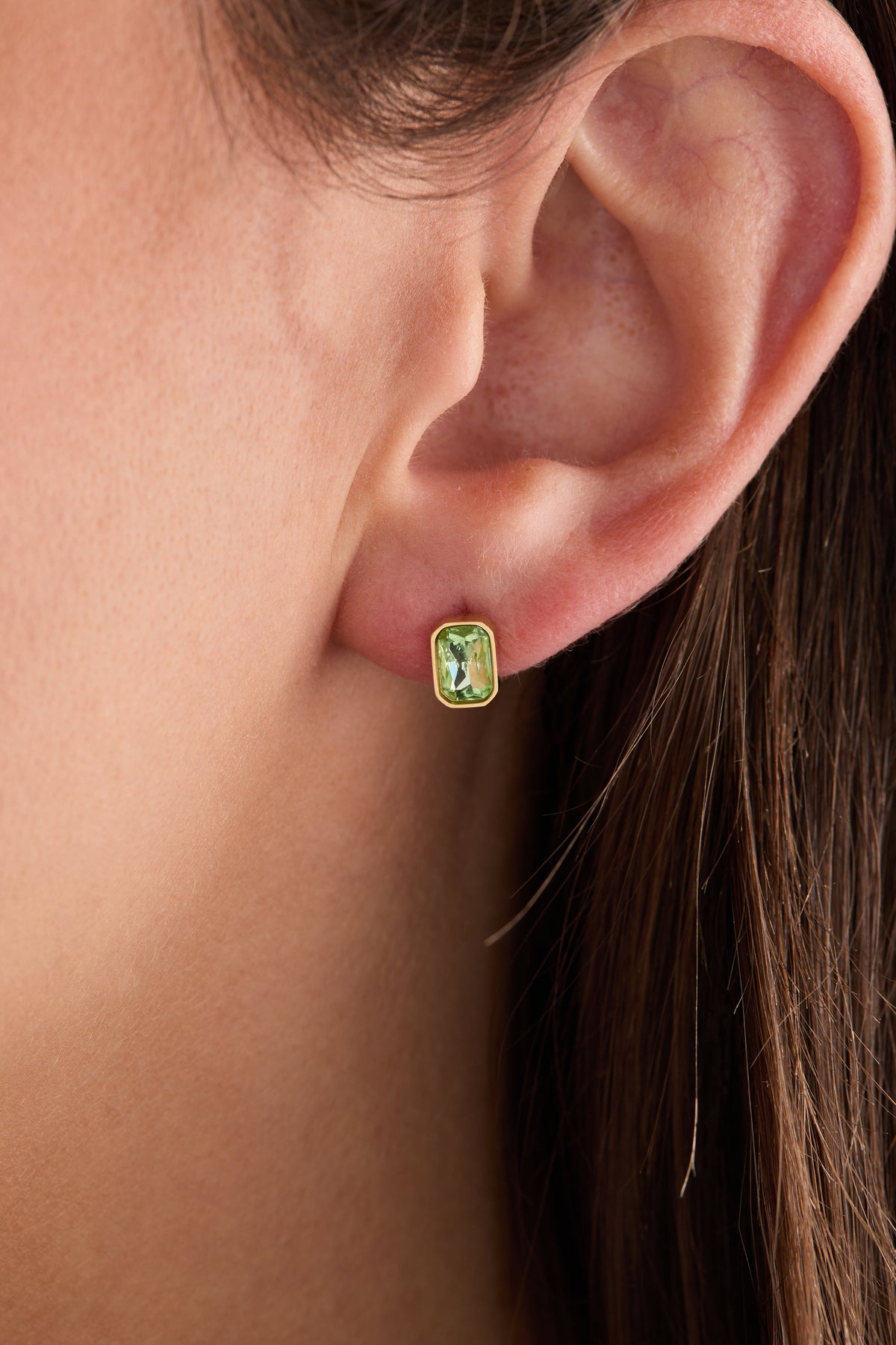 August Emerald-Cut Birthstone Stud Earrings - WONDERWALL