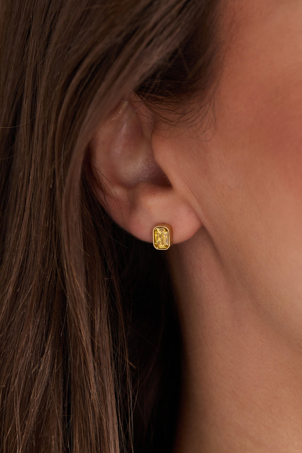 November Emerald-Cut Birthstone Stud Earrings - WONDERWALL