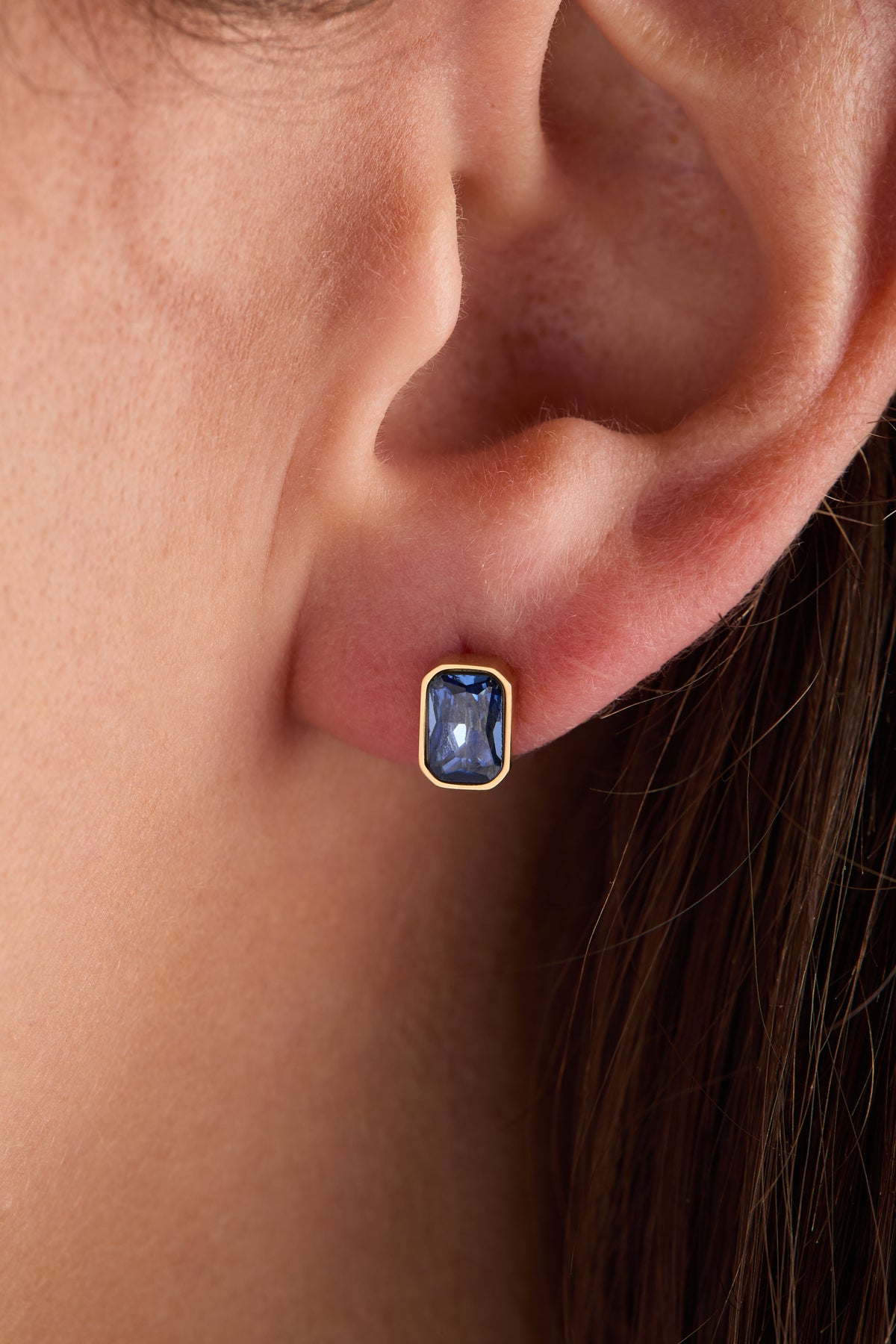 September Emerald-Cut Birthstone Stud Earrings - WONDERWALL