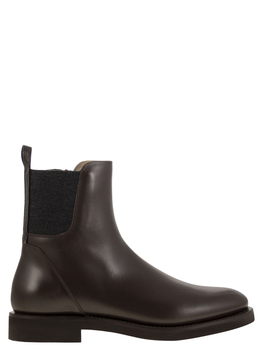 Women Chelsea Boot In Matt Calfskin With Shiny Detail