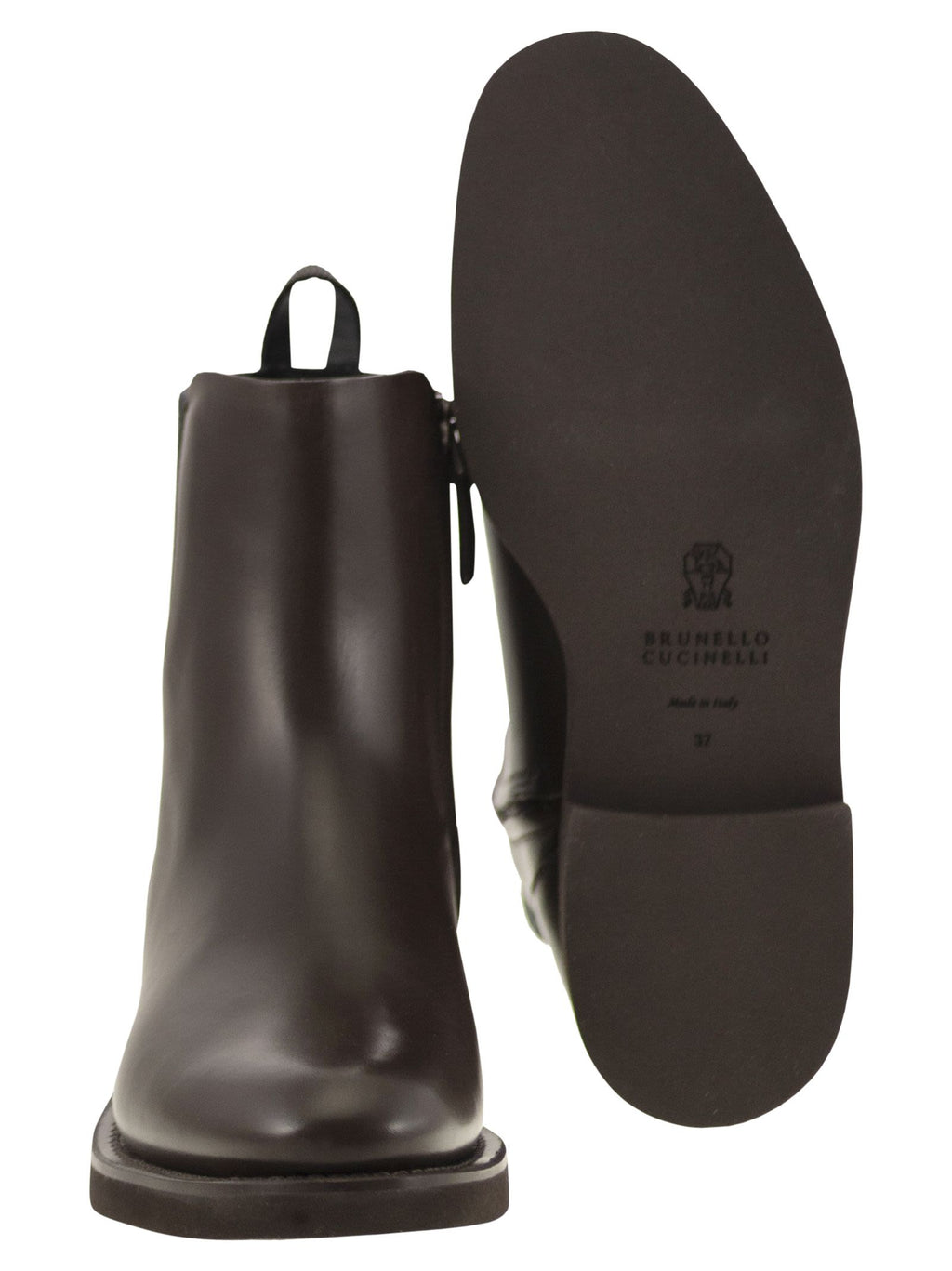 Women Chelsea Boot In Matt Calfskin With Shiny Detail