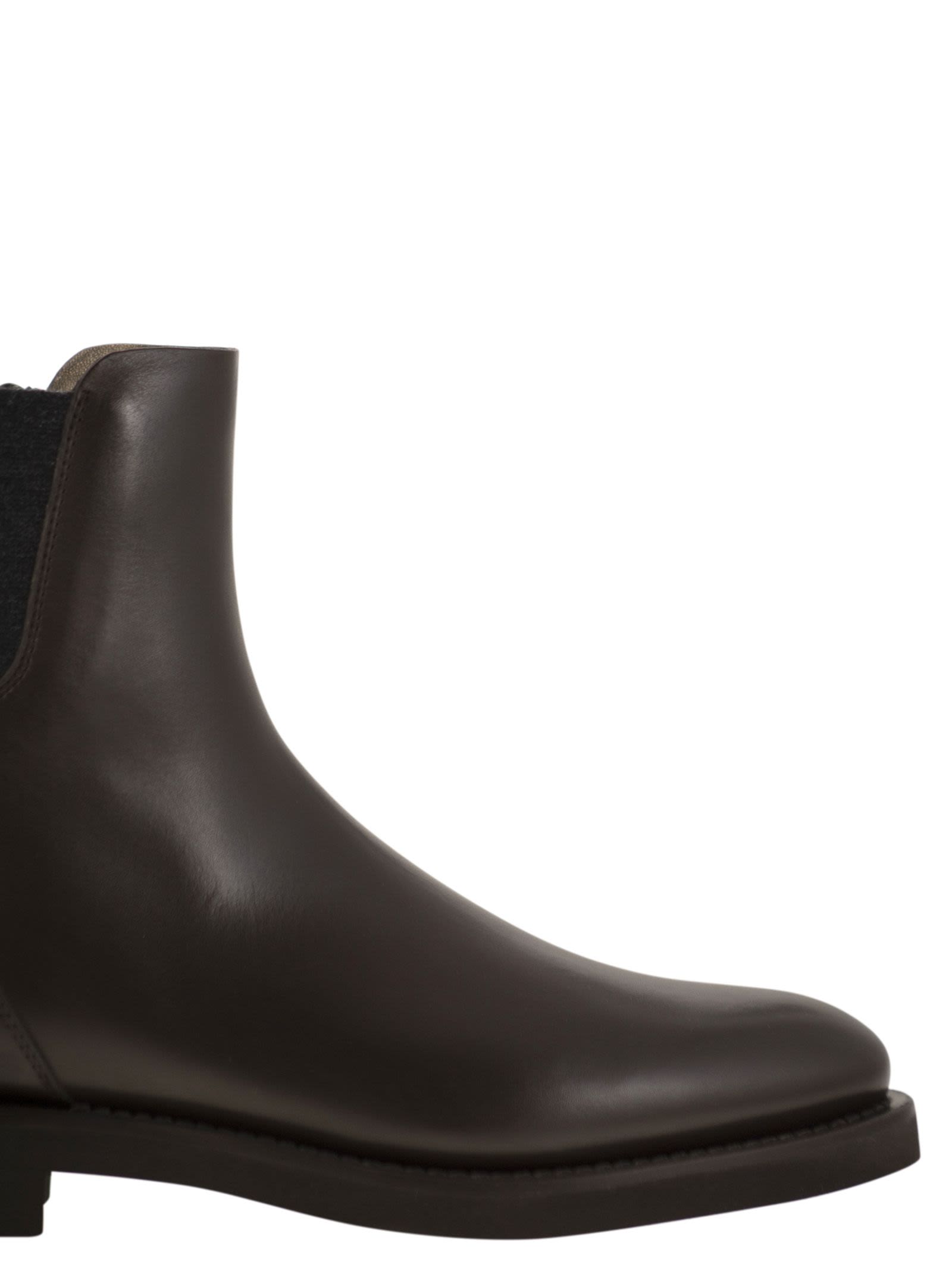Women Chelsea Boot In Matt Calfskin With Shiny Detail