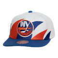 Mitchell & Ness NHL New York Islanders Vintage Sharktooth Men Snapback Hat White