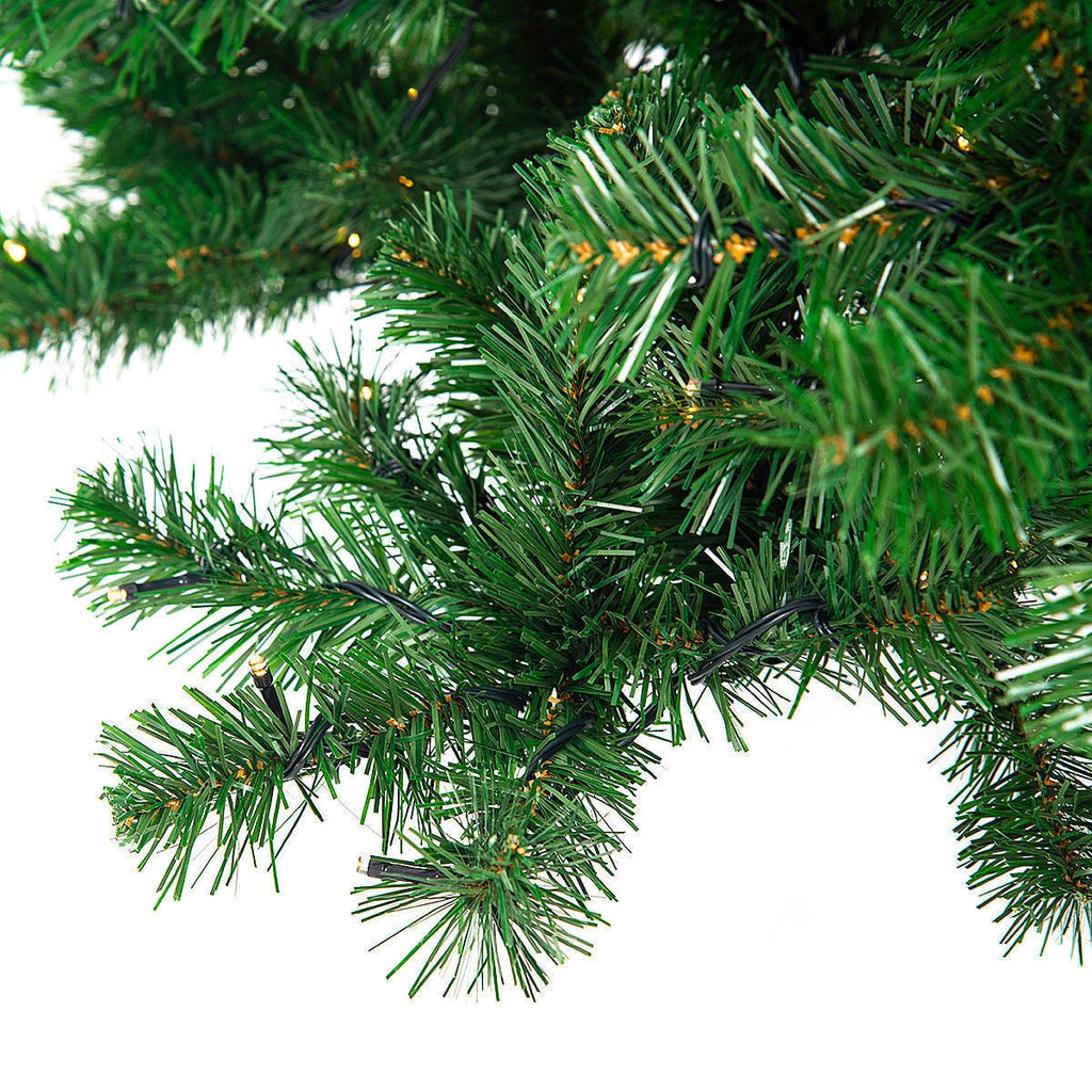 WONDERWALL ‘Noël DuBois’ 9 ft Pre-Lit Artificial Christmas Tree with 700 Warm White LEDs