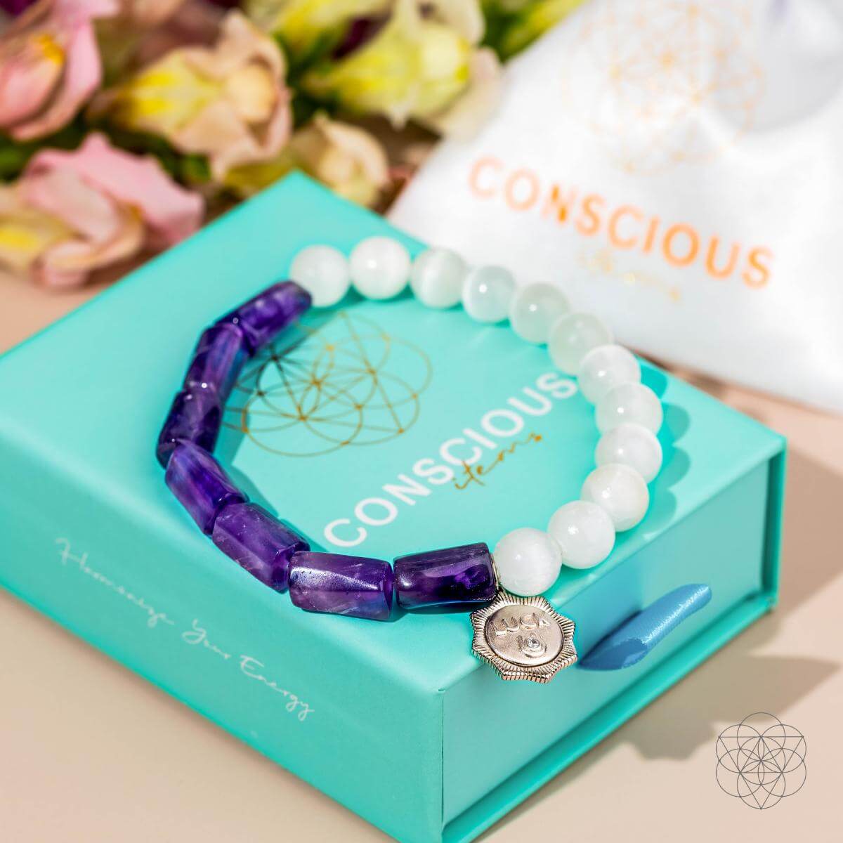 Pure Luck - Horseshoe Amethyst Bracelet - WONDERWALL