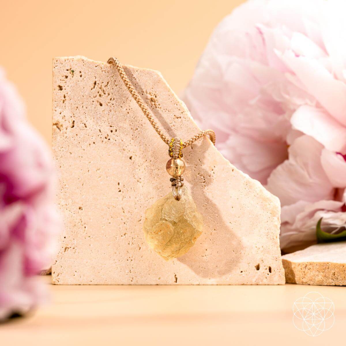 The Destiny Relic – Libyan Desert Glass Pendant - WONDERWALL