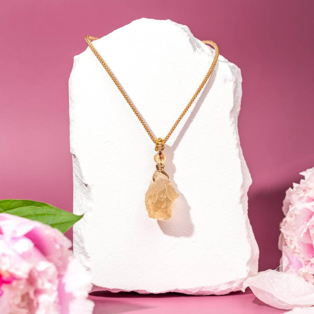 The Destiny Relic – Libyan Desert Glass Pendant - WONDERWALL