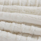 WONDERWALL 'Une Collection' Ivory Fur Down Alternative Comforter Mini Set with Hypoallergenic Filling