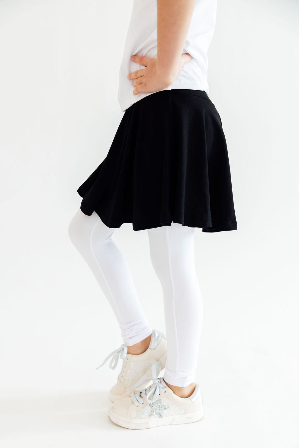 Black & White Twirl Skegging - WONDERWALL