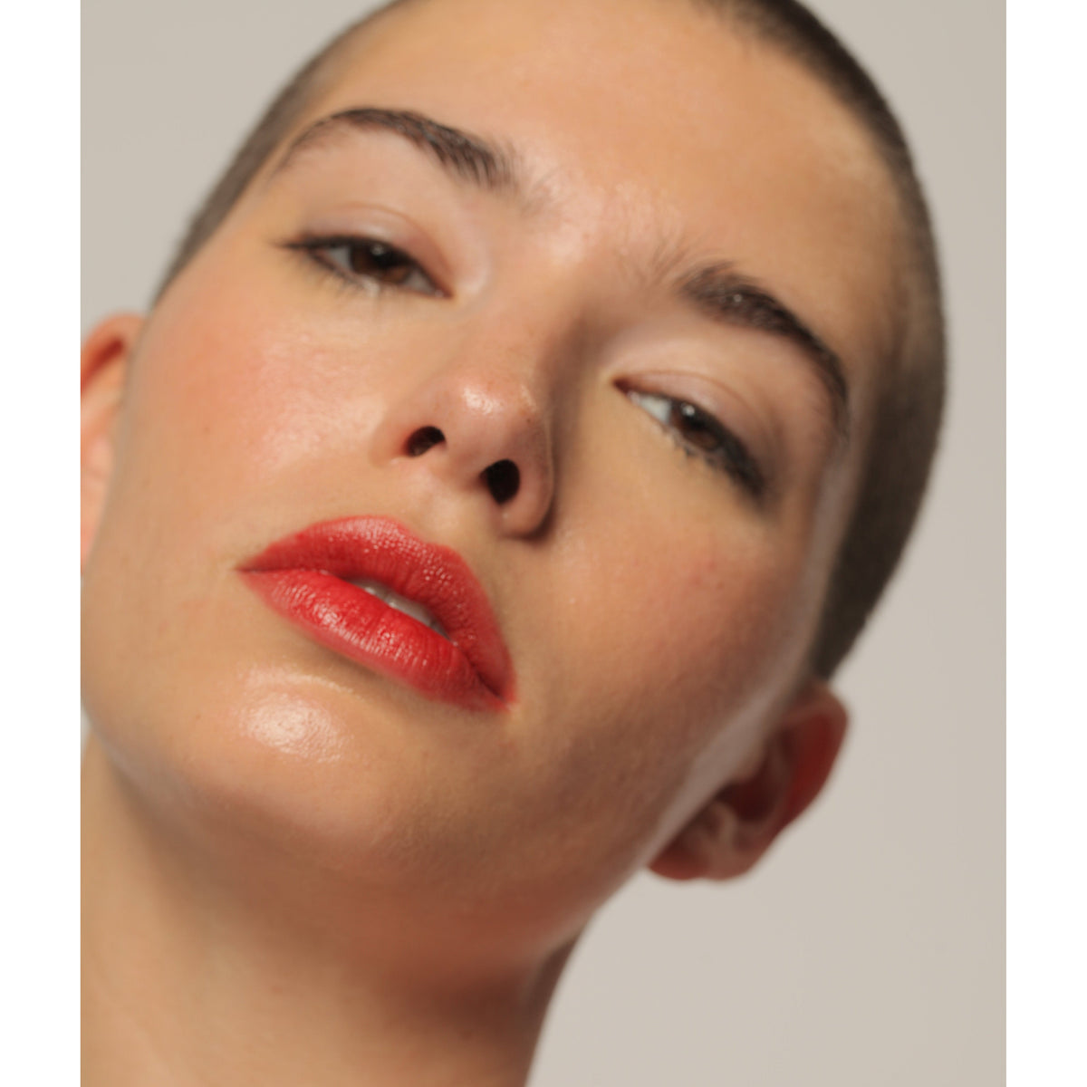OSCILLATE - MULTI-BENE STICK / LIPS + CHEEKS - WONDERWALL