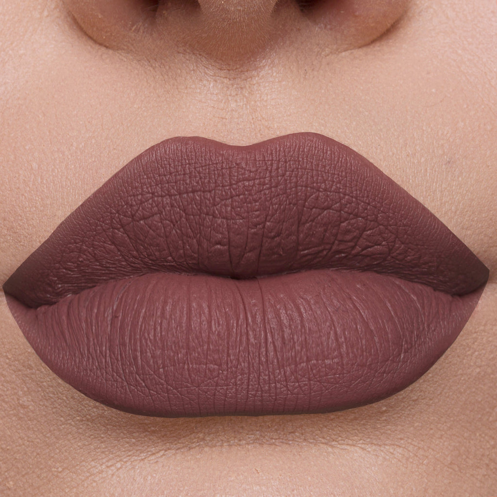 Long Lasting Liquid Lipstick - Dutchess